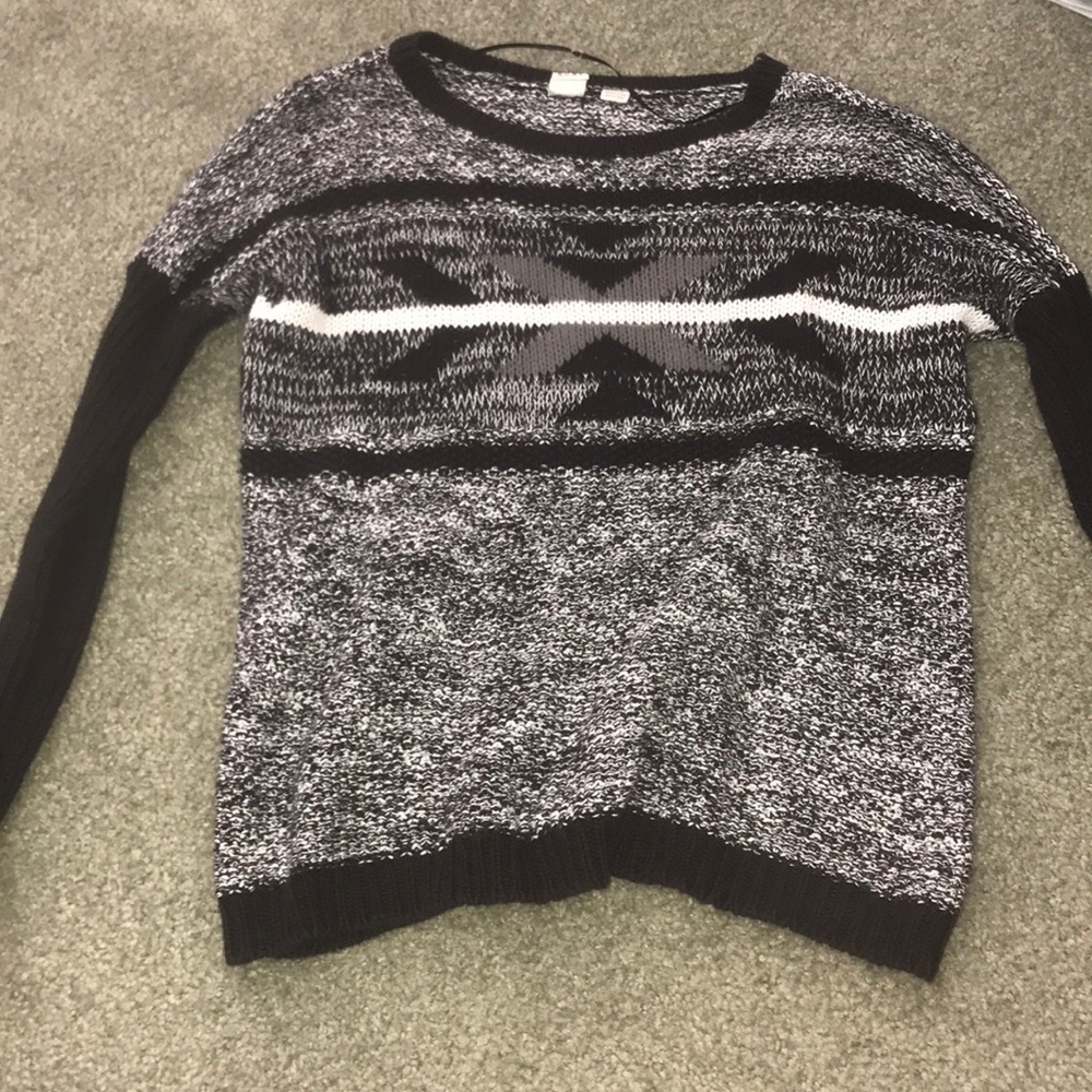 Roxy sweater